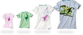 Eine Auswahl der Shirts von ajoofa (© ajoofa)